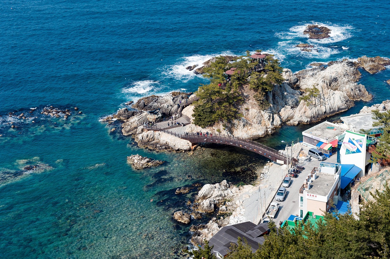 東海局勢最新動態(tài)，地緣政治復(fù)雜多變與海洋權(quán)益爭奪的緊張局勢更新